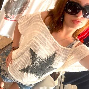 Meet your Posher, Chloe